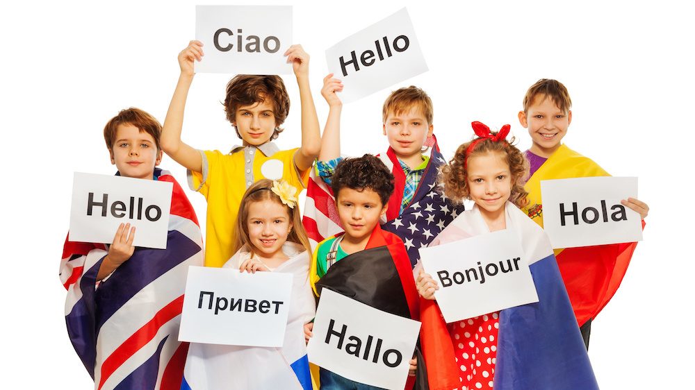 How-to-Help-Expat-Children-Learn-a-Foreign-Language-e1598916200316