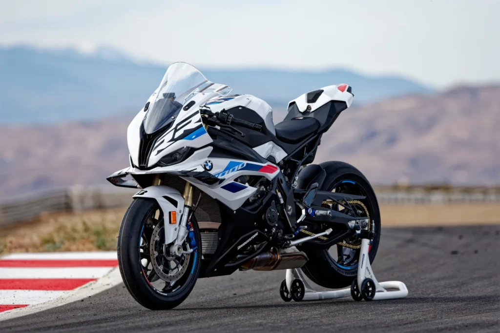 Handheld Tuners vs. Custom ECU Flash: Which Upgrade Is Right for Your Bike?